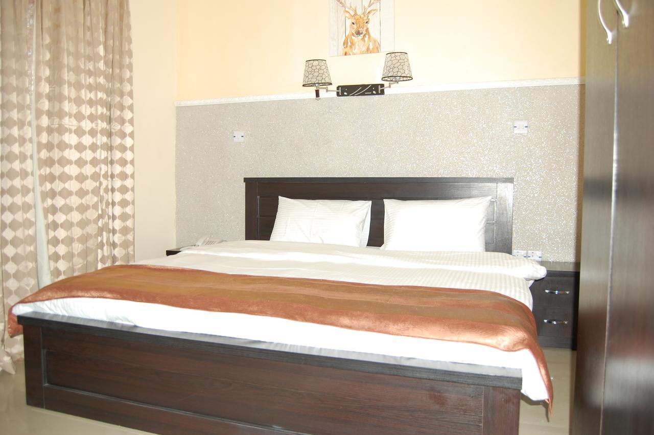 Grand Capital Hotel 아쿠레 외부 사진